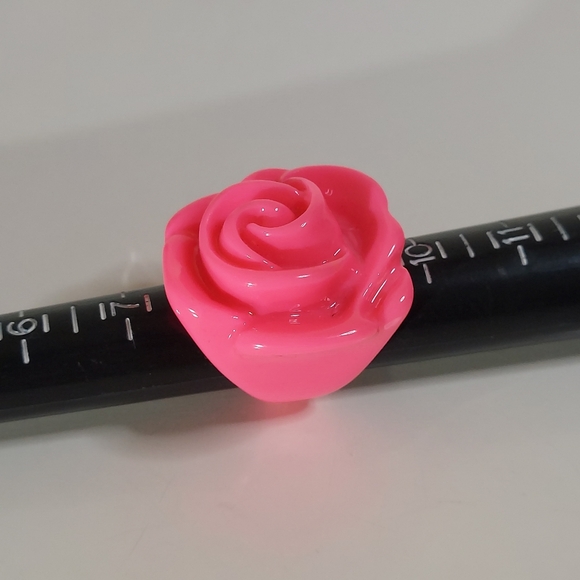 Hot Pink Acrylic Rose Raised Chunky Statement Ring - Picture 14 of 15